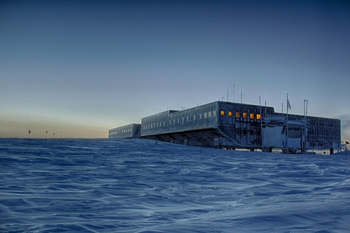Dawn at the South Pole - window covers are down!